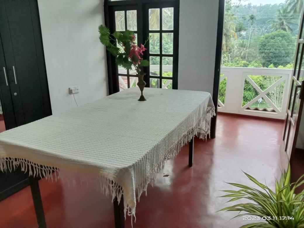 Unawatuna White Villa Exterior photo
